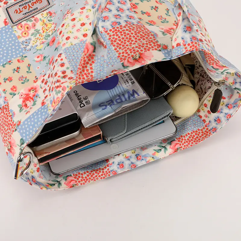 2024 Printed Nylon Shoulder Bag for Women - Image 12