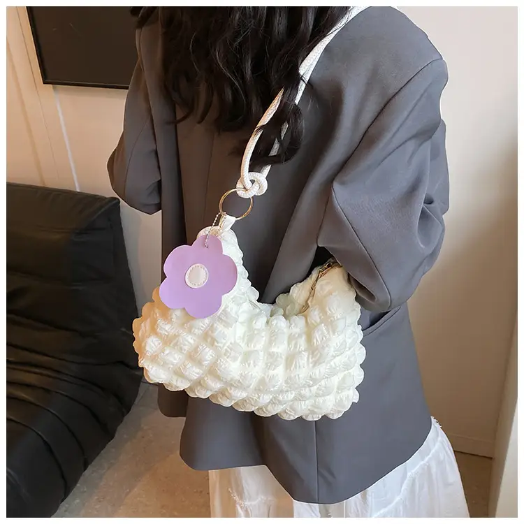 Trendy Bubble Shoulder Bag Green Strap Women's 2024 — feature 12