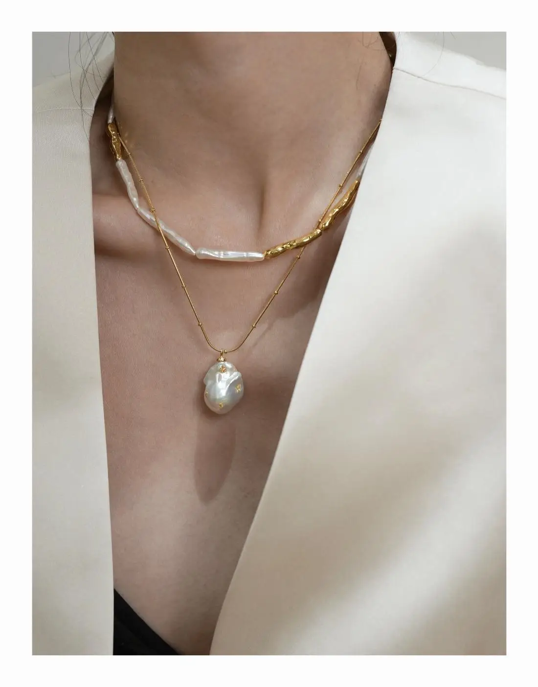 Natural Freshwater Pearl Earrings Gold Plated — feature 11