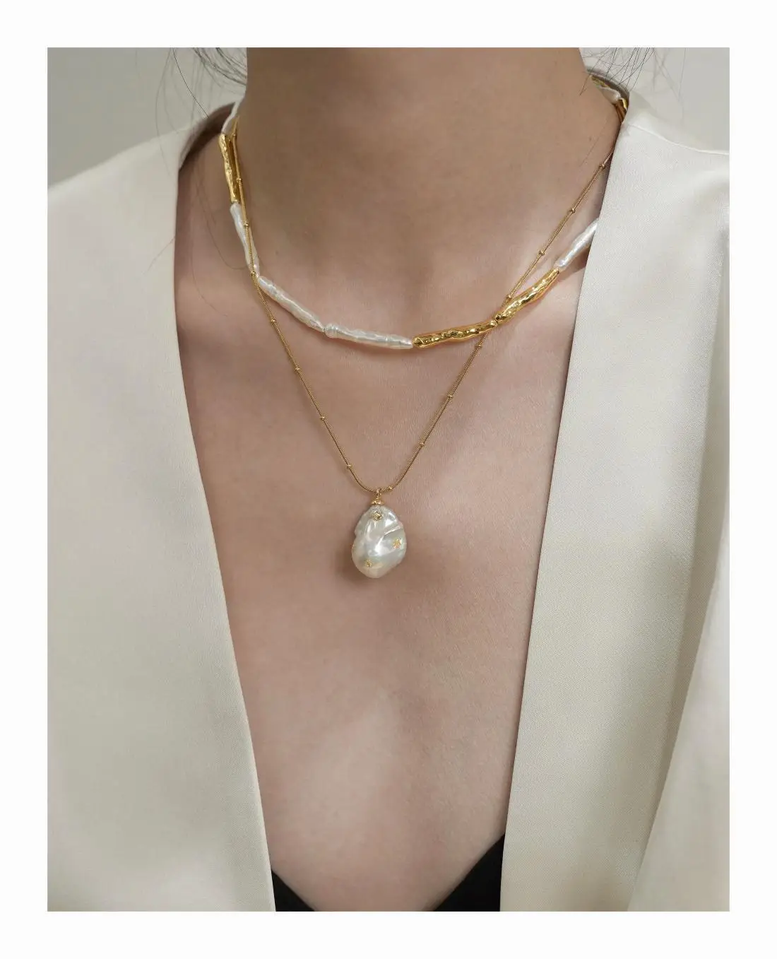 Natural Freshwater Pearl Earrings Gold Plated — feature 2