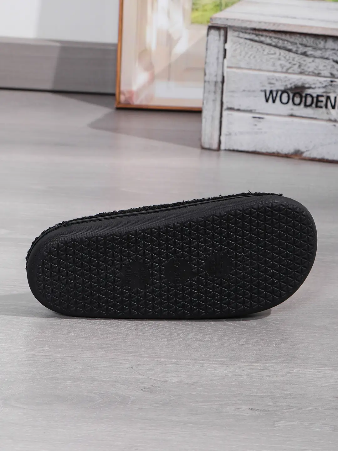 New Halloween Comfortable Home Skeleton Warm Winter Cotton Slippers Couple Men's and Women's Thick-soled Soft-soled Shoes Thick-proof — feature 3