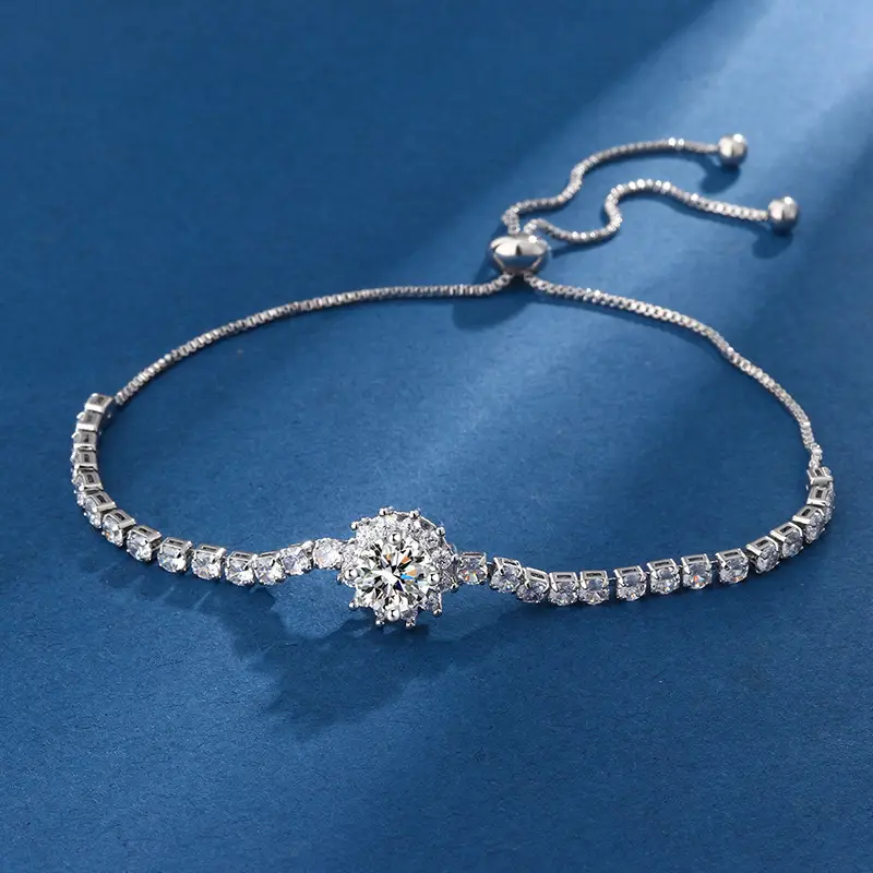 2 Karat Princess Square Bracelet for Women - Image 8