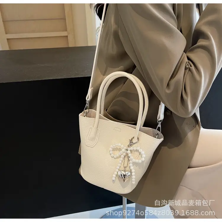 Vintage Pearl Handbag for Women 2026 New Fashion — feature 20