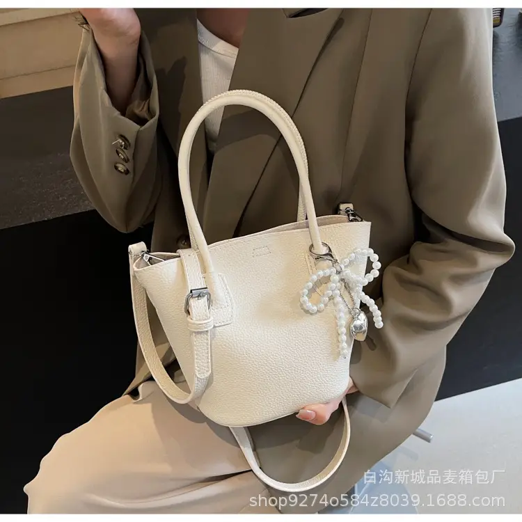 Vintage Pearl Handbag for Women 2026 New Fashion — feature 22