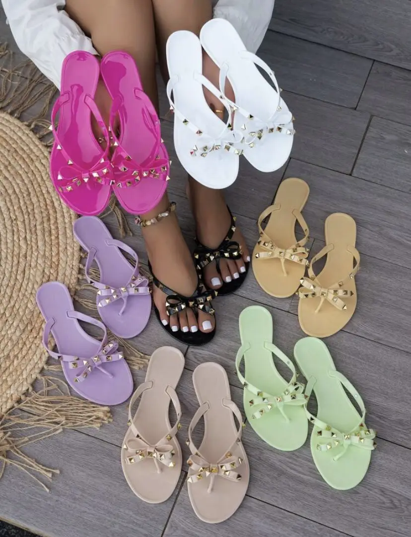 New European and American Women's Flat Beach Flip-Flops Summer Rivet Bow Slippers Sandals Sandals — feature 2