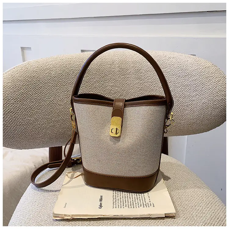 Korean-style Crossbody Bag Women's Beige Black Zipper Buckle — feature 14