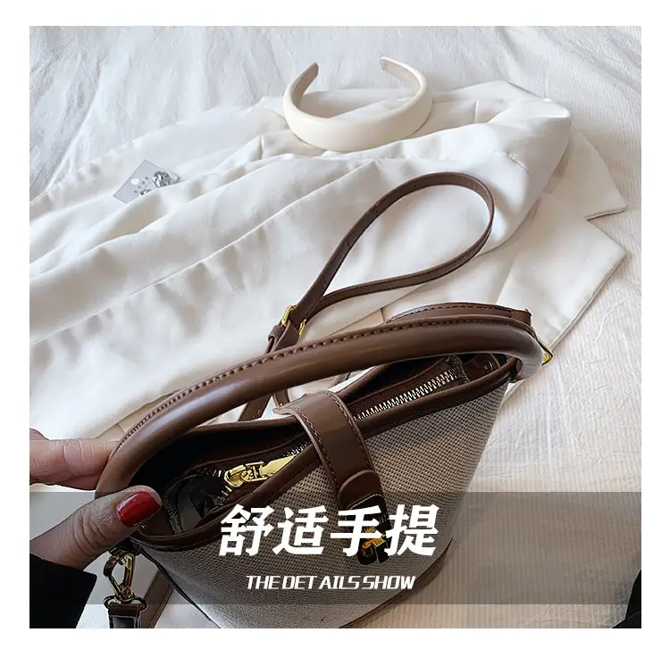 Korean-style Crossbody Bag Women's Beige Black Zipper Buckle — feature 8