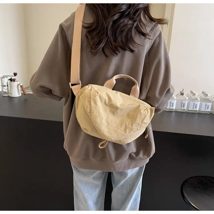 Women's Black Crossbody Bag for Fitness Cycling Wear — feature 26
