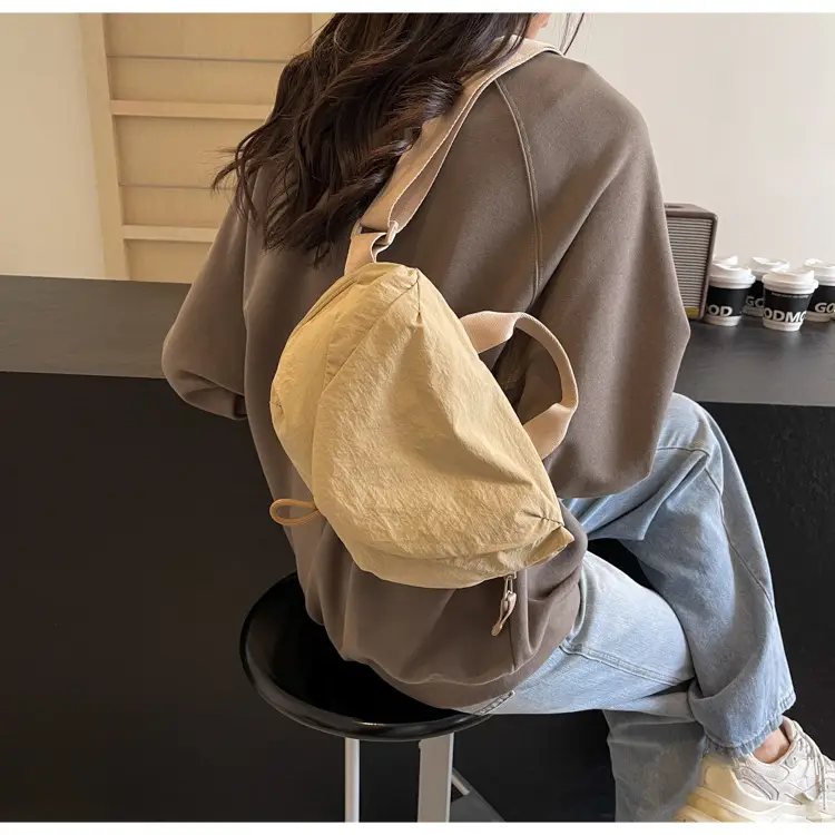 Women's Black Crossbody Bag for Fitness Cycling Wear — feature 28