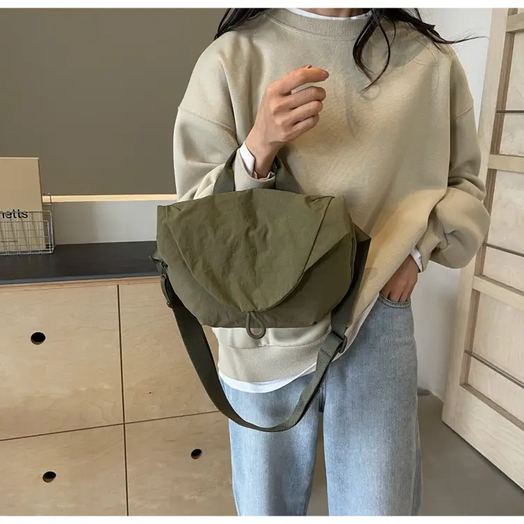 Women's Black Crossbody Bag for Fitness Cycling Wear — feature 34