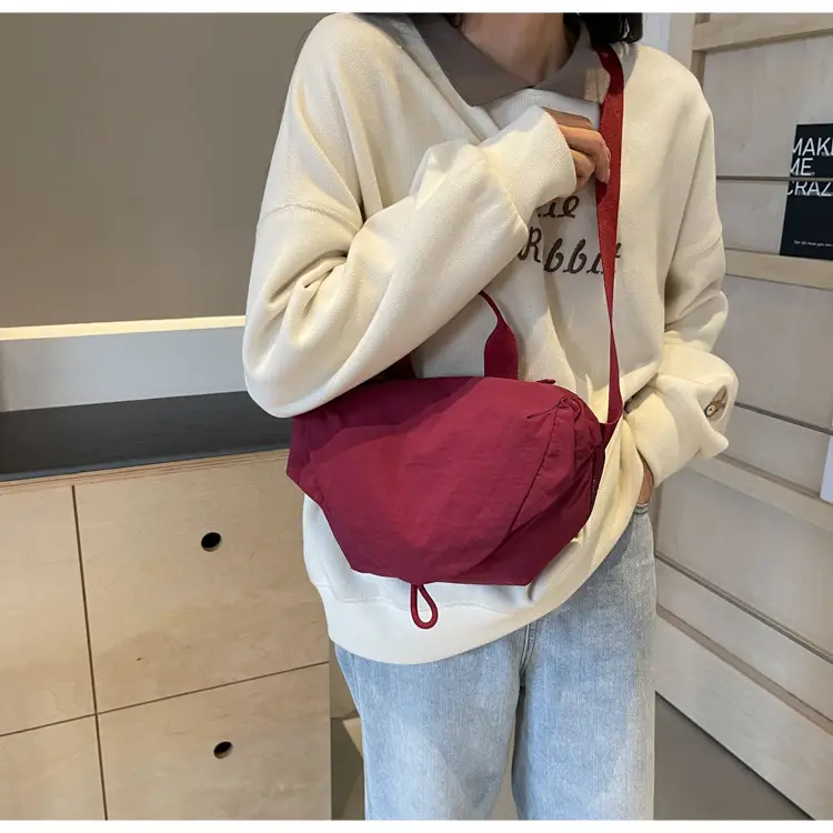 Women's Black Crossbody Bag for Fitness Cycling Wear — feature 39