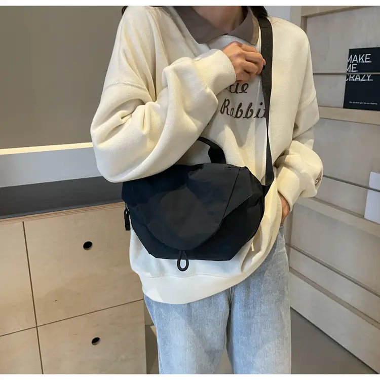 Women's Black Crossbody Bag for Fitness Cycling Wear — feature 42