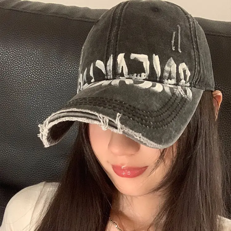 Women's Gray Graffiti Cap Wide Brim Casual Hat - Image 6
