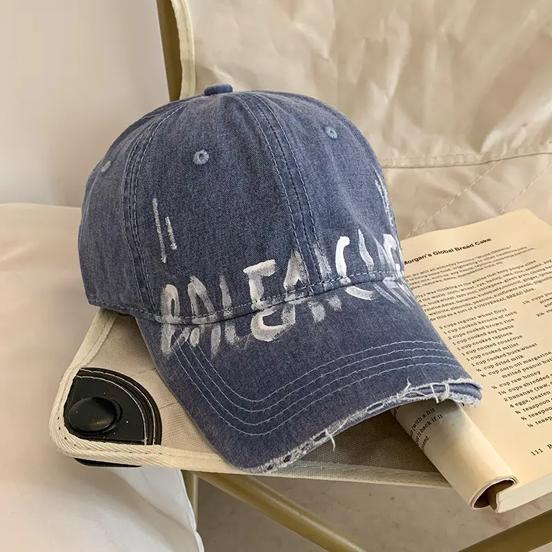 Women's Gray Graffiti Cap Wide Brim Casual Hat - Image 3