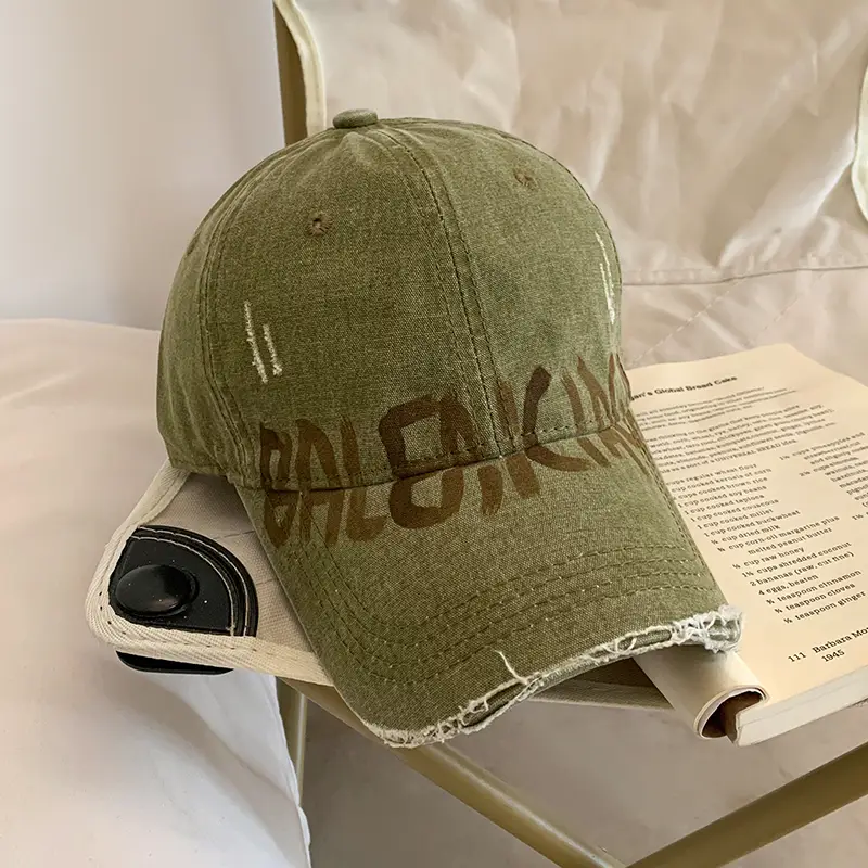 Women's Gray Graffiti Cap Wide Brim Casual Hat - Image 5