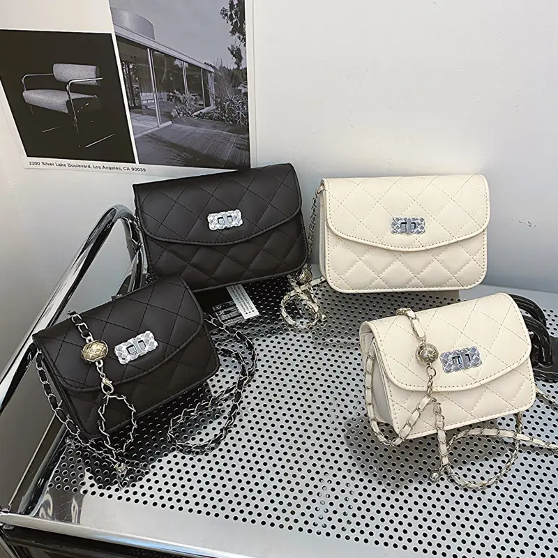 Women's White Chain Crossbody Bag 2024 New - Image 8