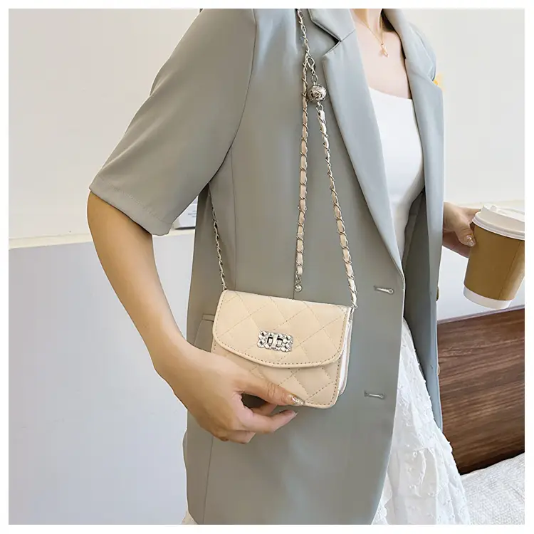 Women's White Chain Crossbody Bag 2024 New — feature 10