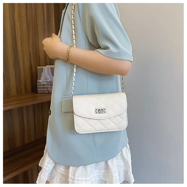Women's White Chain Crossbody Bag 2024 New — feature 13