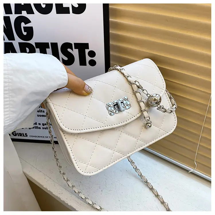 Women's White Chain Crossbody Bag 2024 New — feature 38