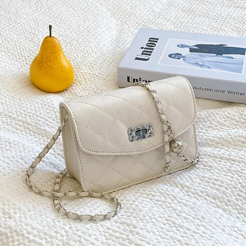 Women's White Chain Crossbody Bag 2024 New - Image 2