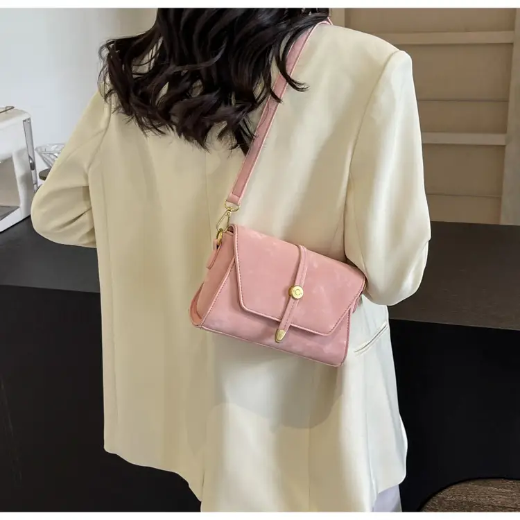 Women's Black Velvet Square Shoulder Bag 2024 — feature 23