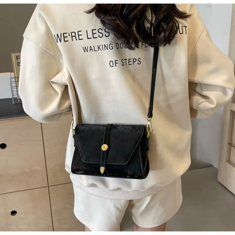 Women's Black Velvet Square Shoulder Bag 2024 — feature 27