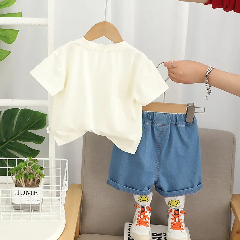 Children Cotton T-Shirt Shorts Set Yellow Green Frog Print — feature 3