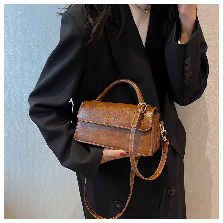 Vintage Textured Women's Shoulder Crossbody Bag 2024 — feature 16