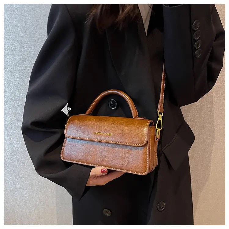 Vintage Textured Women's Shoulder Crossbody Bag 2024 — feature 17