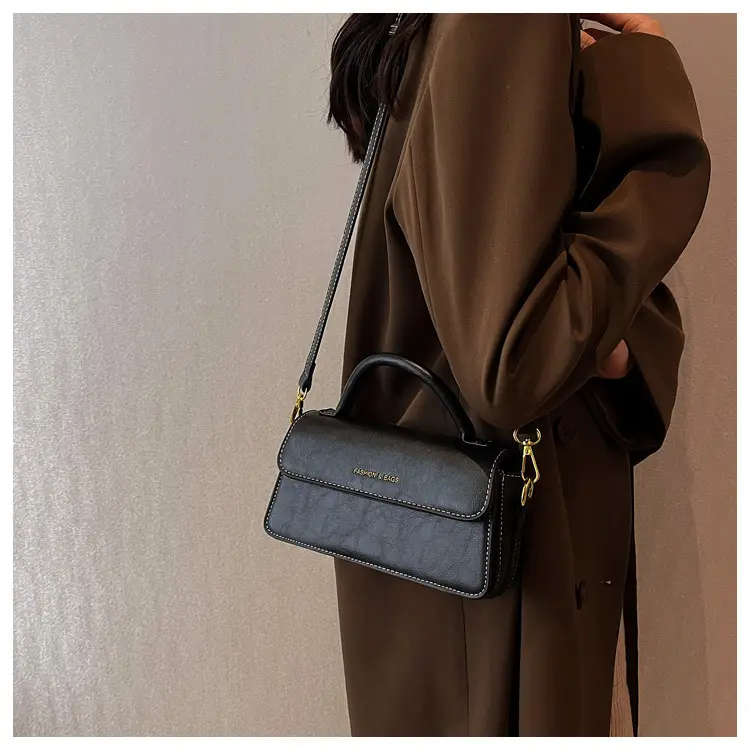 Vintage Textured Women's Shoulder Crossbody Bag 2024 — feature 22