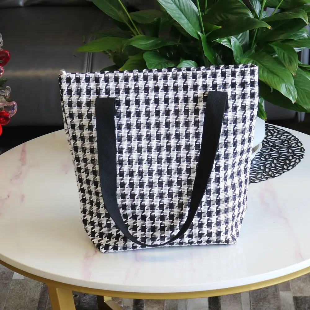 Women's Woven Phone Bag with Handle - Image 5