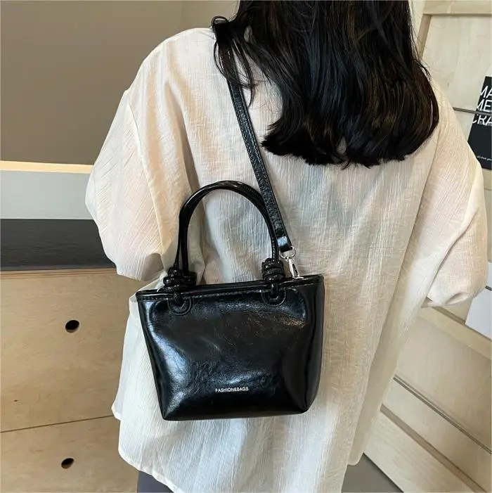 Red Korean Style Women's Shoulder Bag 2024 - Image 7