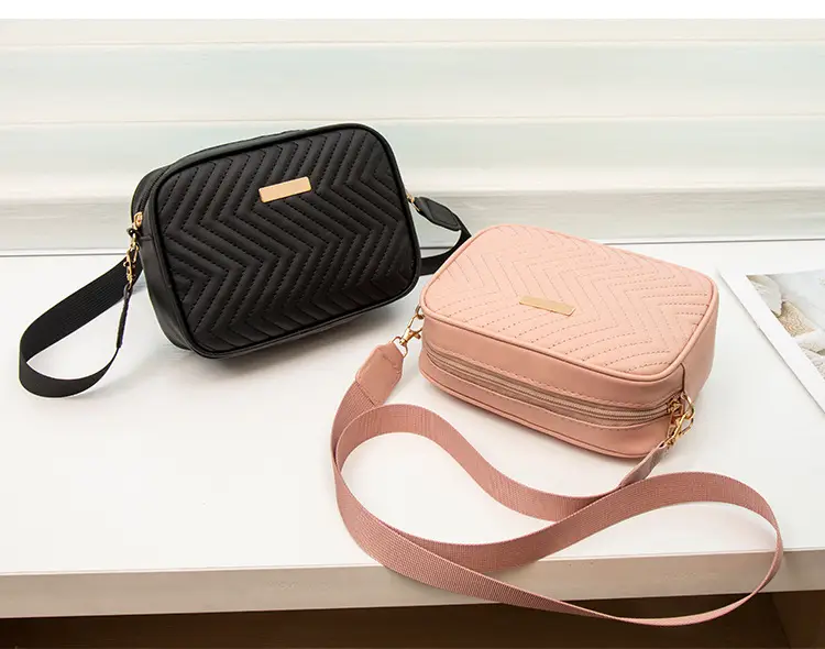 Black Wave Pattern Women's Crossbody Bag 2024 — feature 17