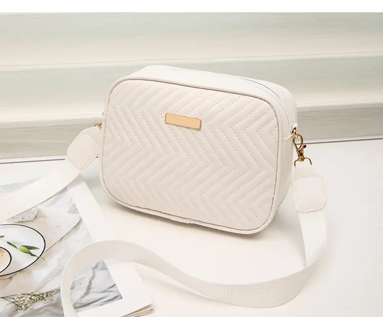 Black Wave Pattern Women's Crossbody Bag 2024 — feature 25