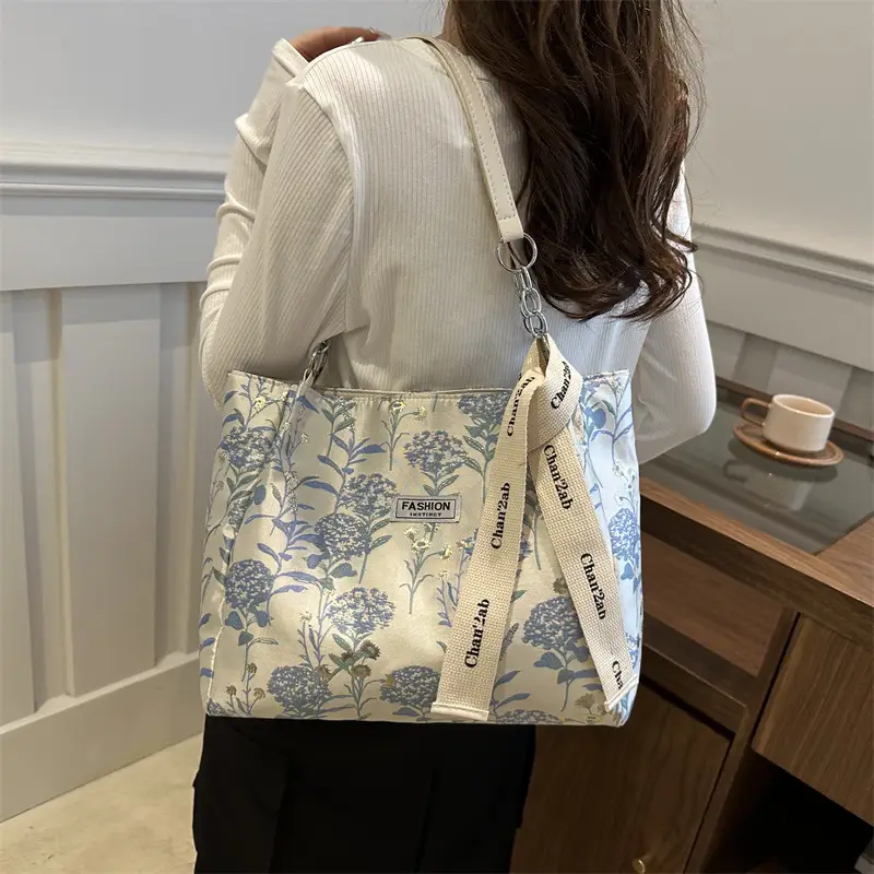 Women's Floral Canvas Shoulder Bag Large 2024 - Image 5