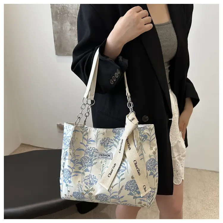 Women's Floral Canvas Shoulder Bag Large 2024 — feature 14