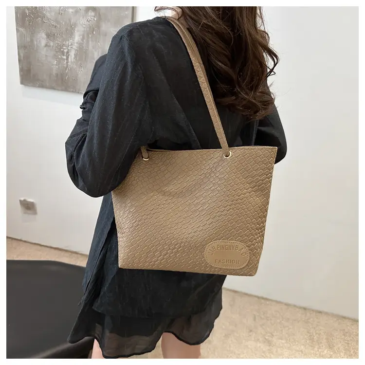 Women Woven Tan Shoulder Bag 2024 Spring Summer — feature 11