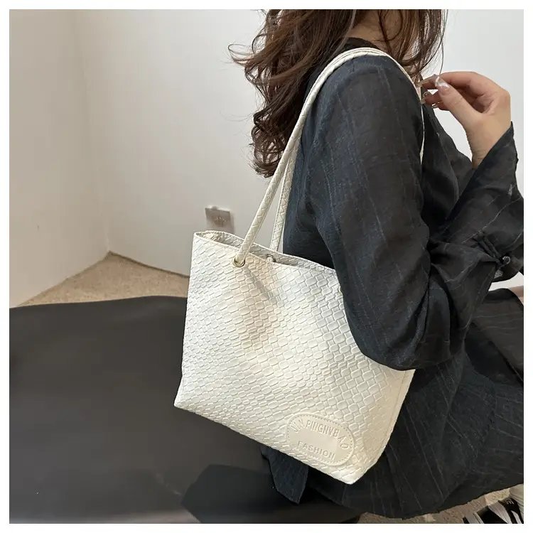 Women Woven Tan Shoulder Bag 2024 Spring Summer — feature 13