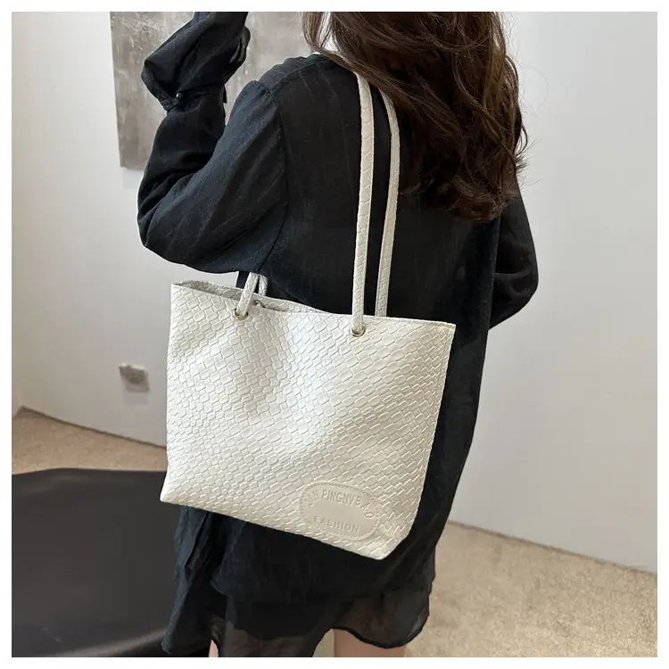 Women Woven Tan Shoulder Bag 2024 Spring Summer — feature 15