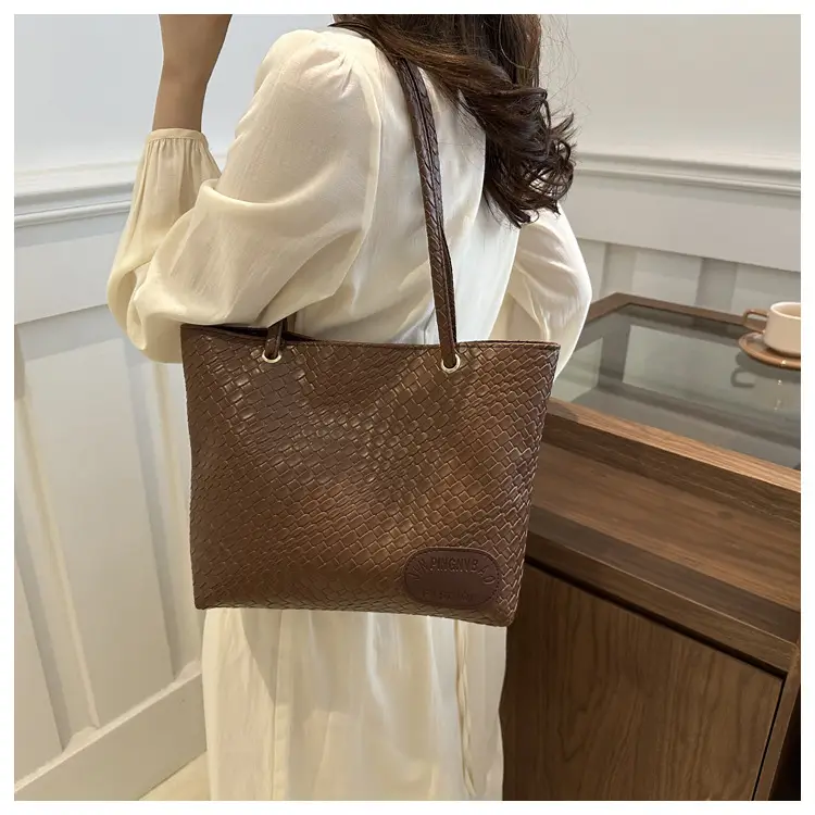 Women Woven Tan Shoulder Bag 2024 Spring Summer — feature 17