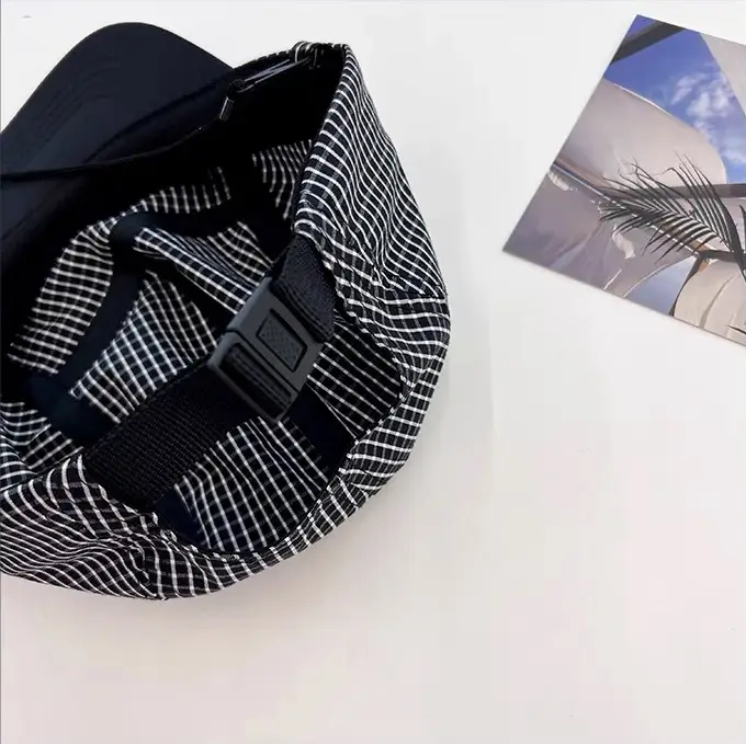 Women Duck Tongue Hat with Drawstring Sunscreen — feature 6