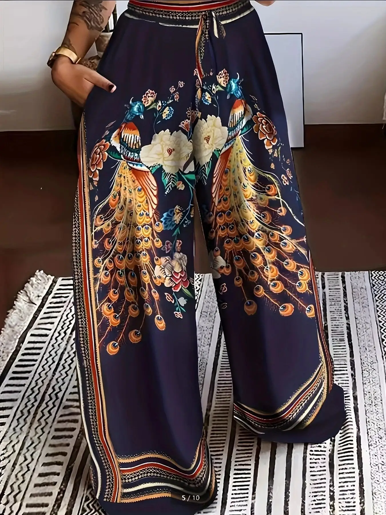 2024 Wide Leg Printed Pants for Women in Blue - Image 8
