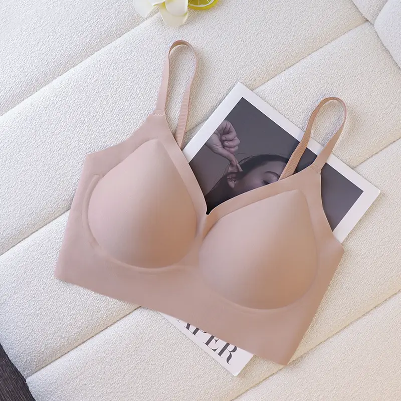 Liquid Foundation Invisible Dressing Pervious Summer Clouds Underwear No Size Large Chest Small Sports Seamless Vest Bra