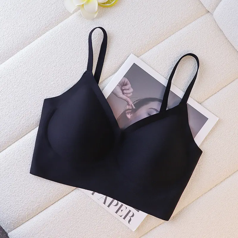 Liquid Foundation Invisible Dressing Pervious Summer Clouds Underwear No Size Large Chest Small Sports Seamless Vest Bra