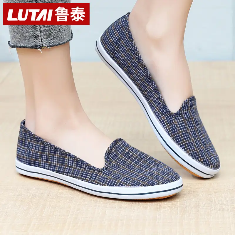 Lutai Women's Shoes Soft Sole Not Tired Feet Casual Shoes Mom Shoes Work Shoes Flat Shoes Slip-on Lazy Shoes Women's Shoes - Image 2