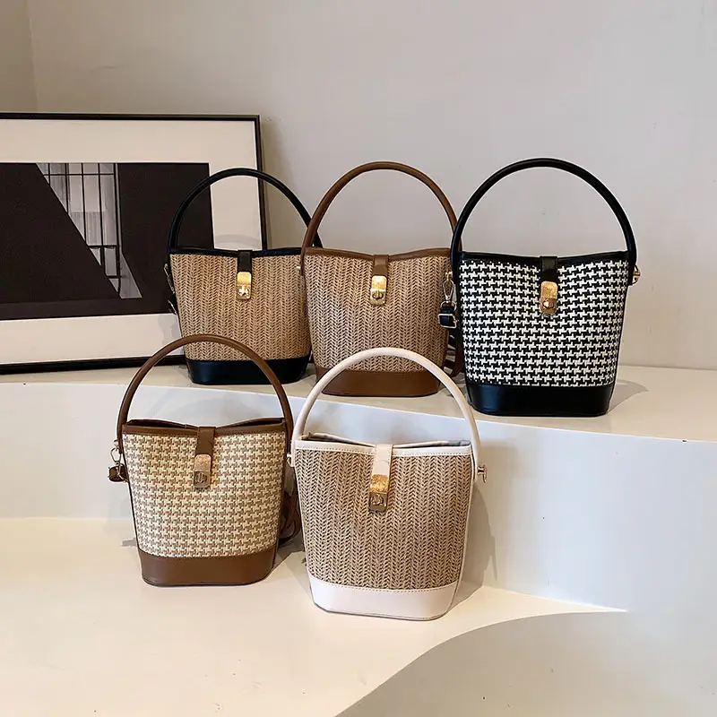 Women's Textured Woven Shoulder Bag Black Beige - Image 9