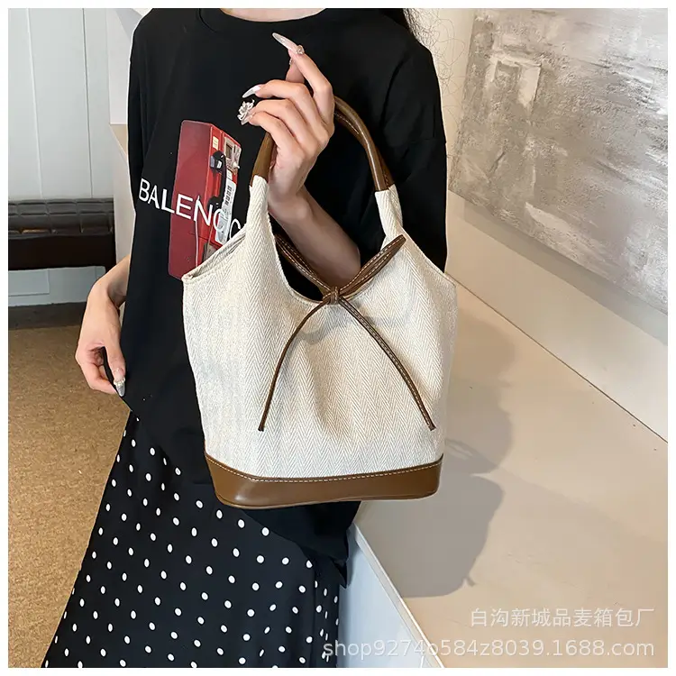Women's Beige Black French Niche Shoulder Bag — feature 10