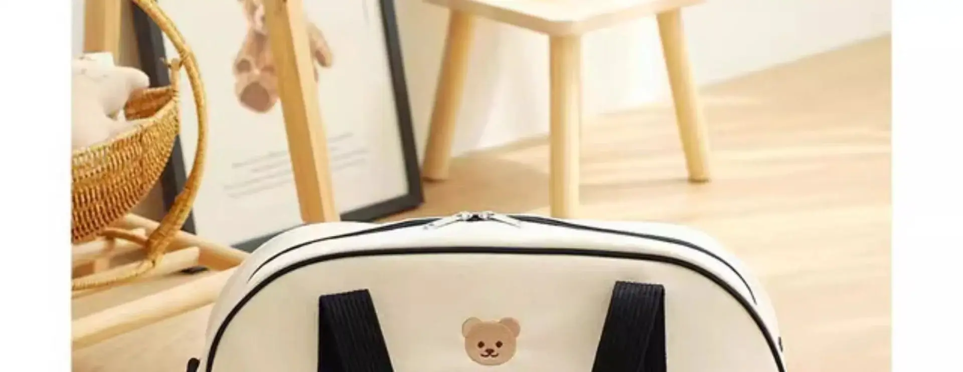 White Large Capacity Baby Handbag 2023 — feature 4