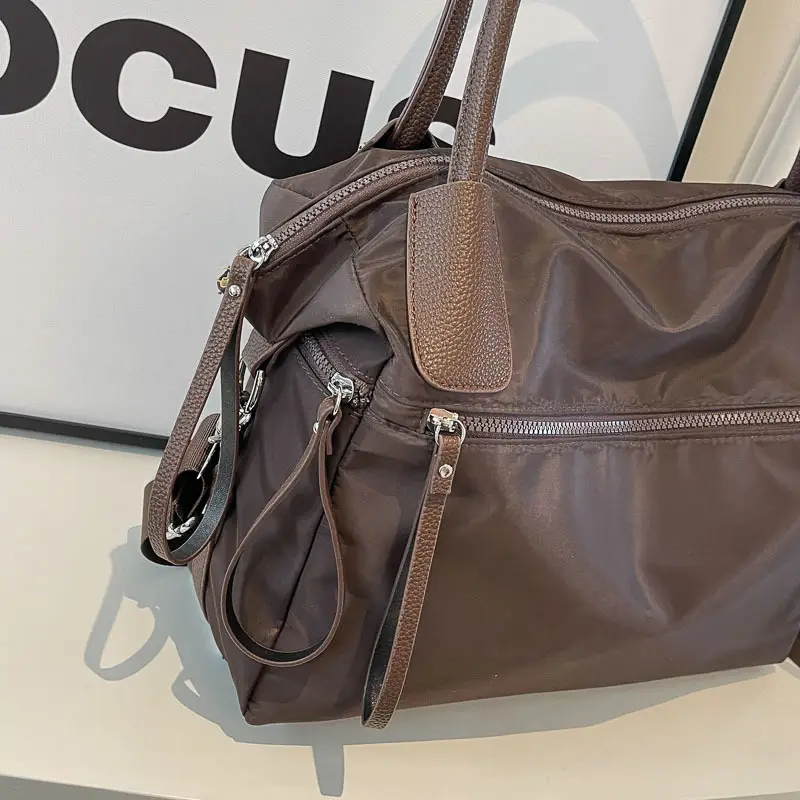 Large Capacity Korean Fashion Travel Bag Black — feature 8