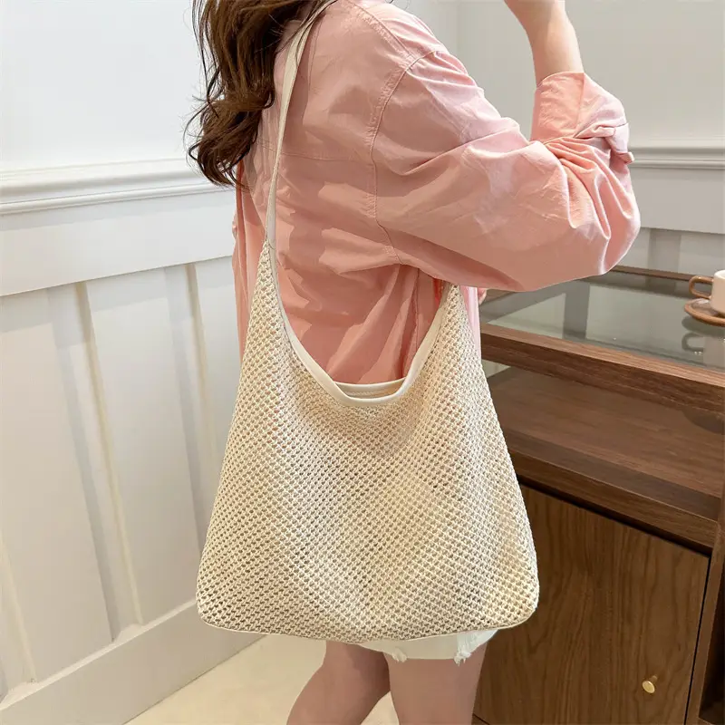 Beige Woven Straw Shoulder Bag 2024 - Image 6